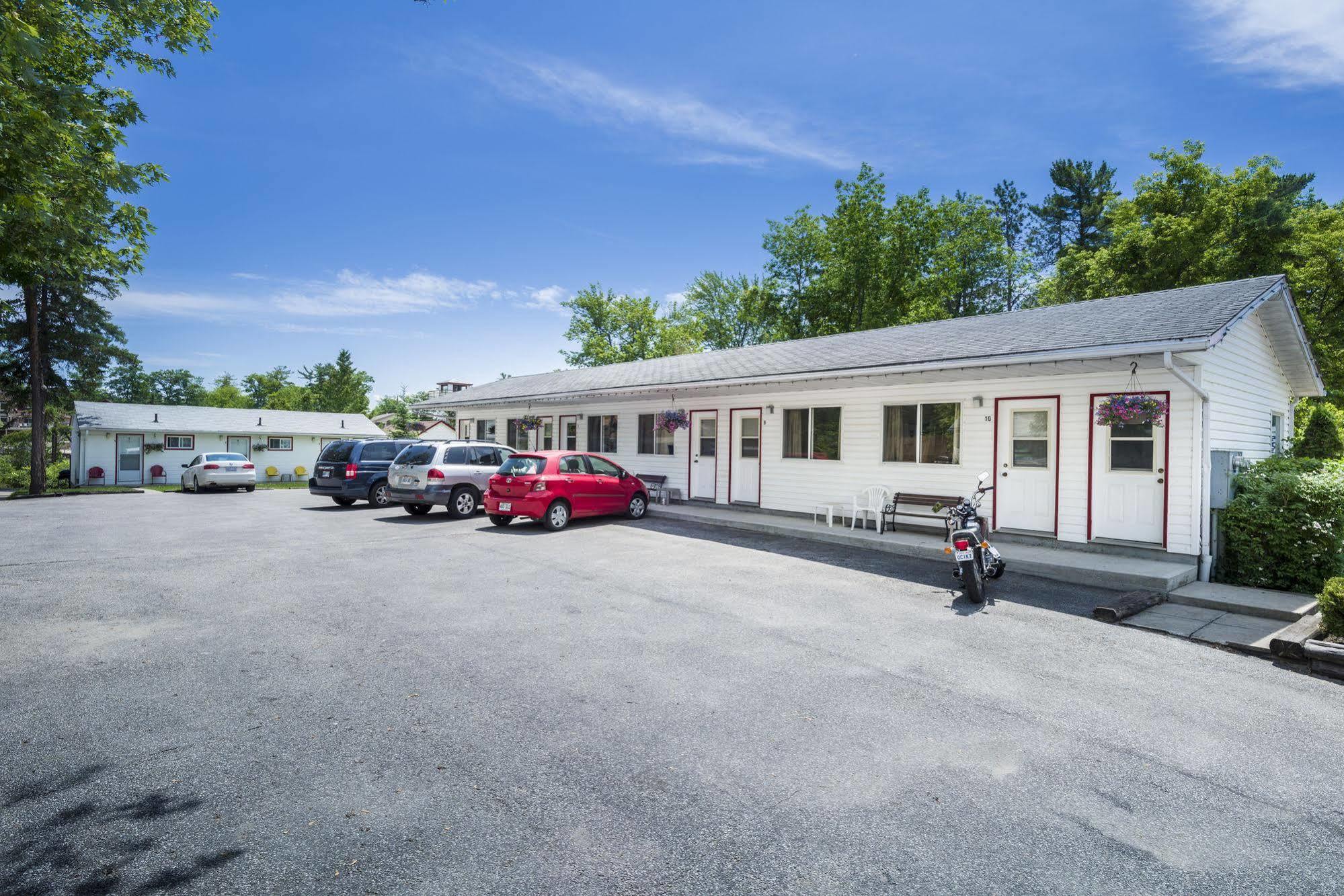 Hollywood Cottages Wasaga Beach Ngoại thất bức ảnh