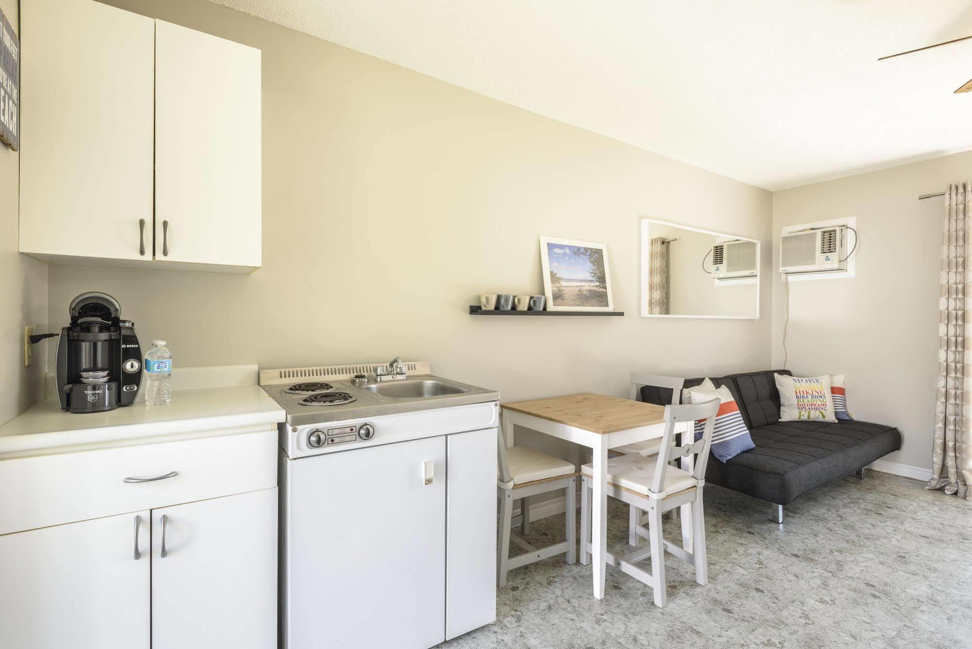 Hollywood Cottages Wasaga Beach Ngoại thất bức ảnh