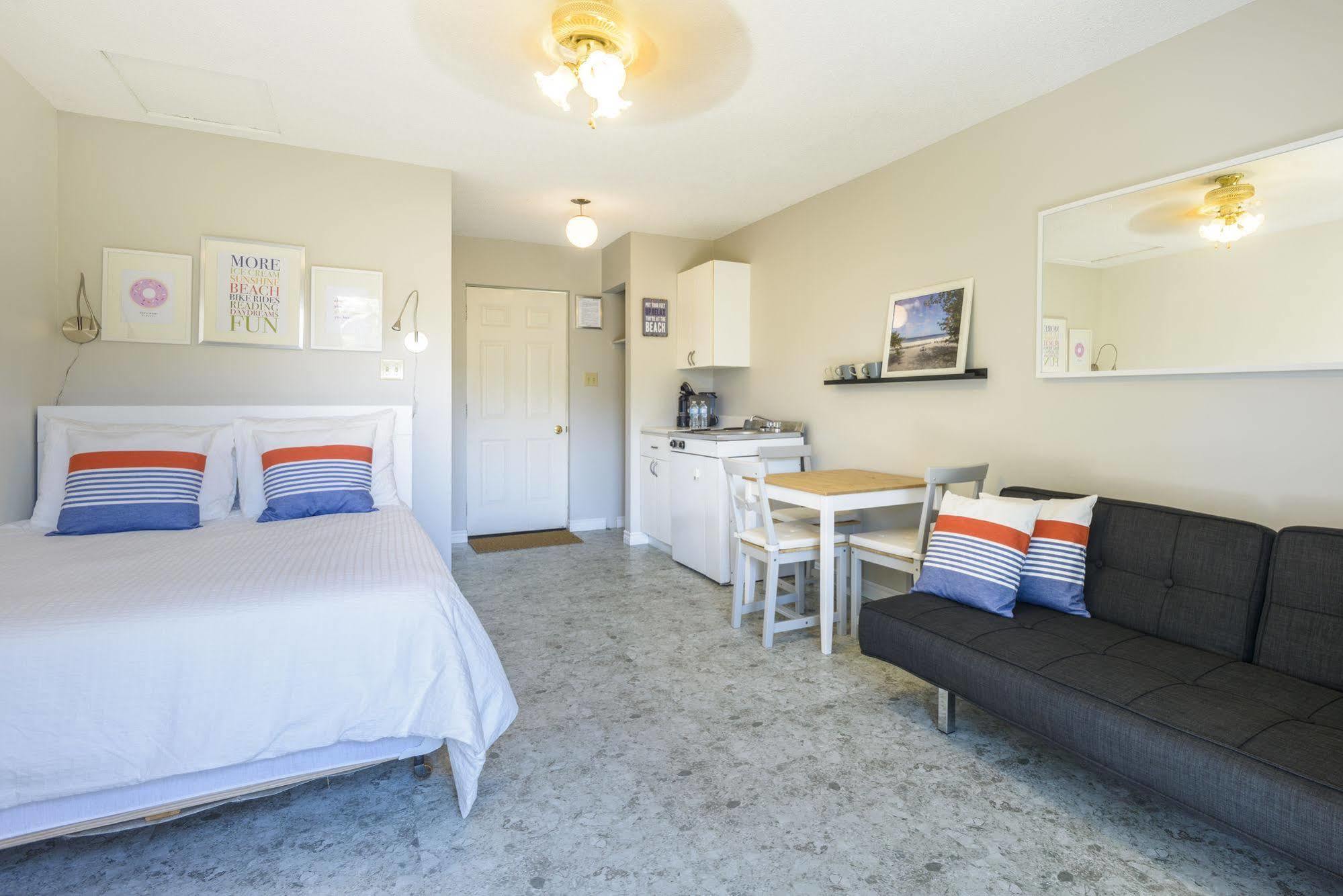 Hollywood Cottages Wasaga Beach Ngoại thất bức ảnh